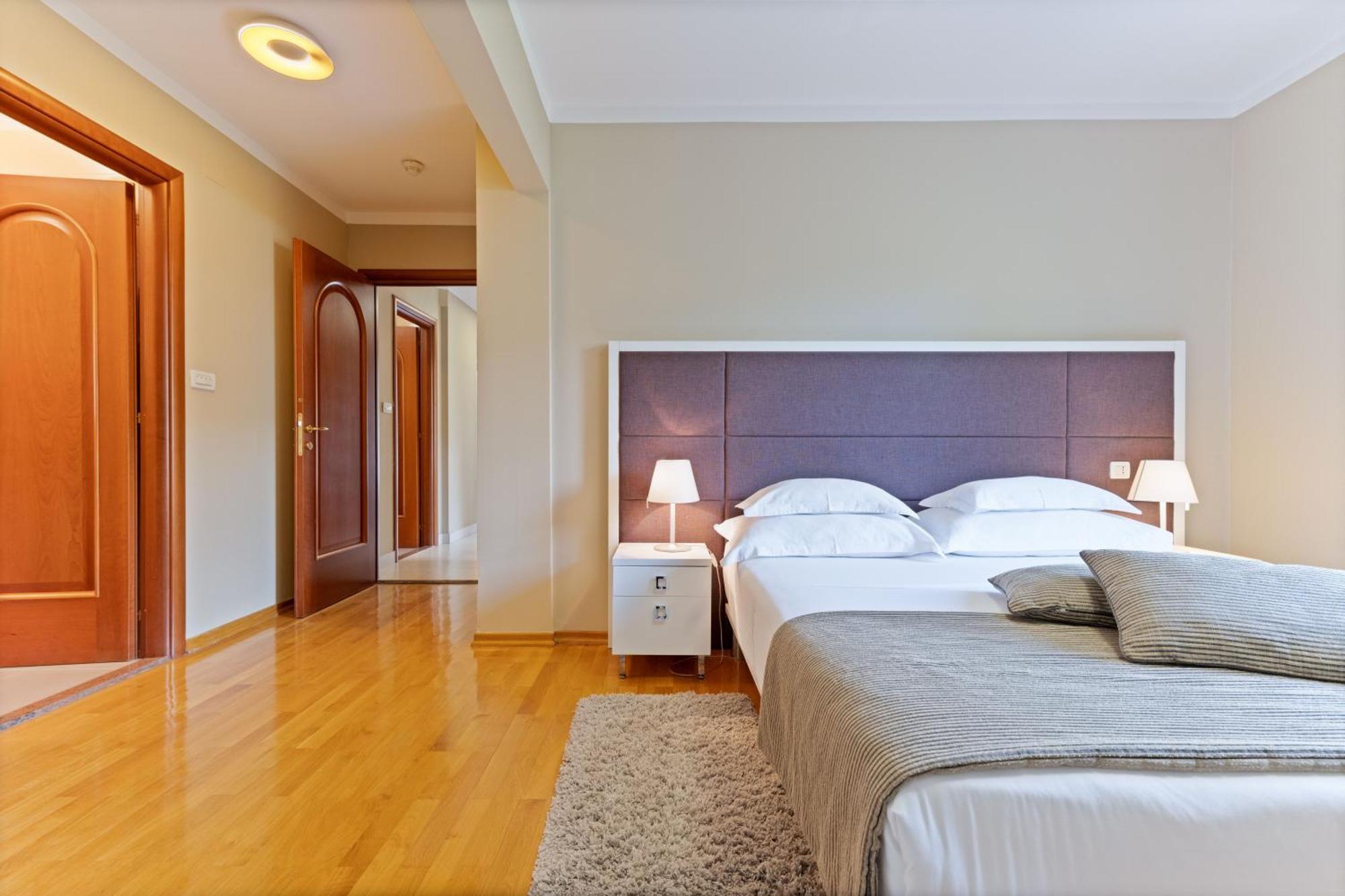 The Residence Aparthotel Подстрана Екстер'єр фото